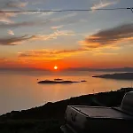 Sea Sun House, Andros
