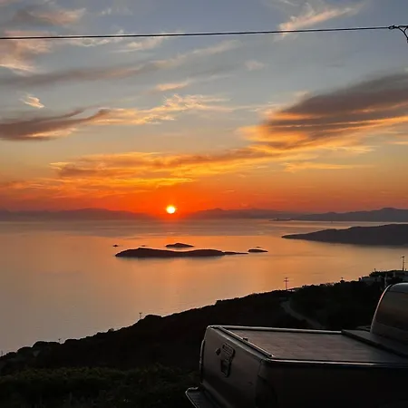 Sea Sun House, Andros