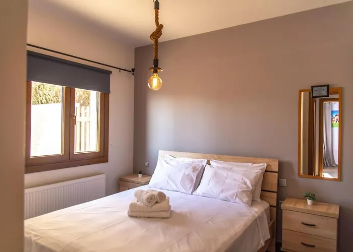 Sea Sun House, Andros בית נופש